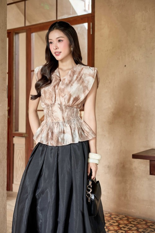 Sixdo Black Organza Flared Skirt